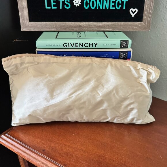 PRADA Nylon Tote Shoulder Bag with Nylon Pouch - EUC - Picture 10 of 11